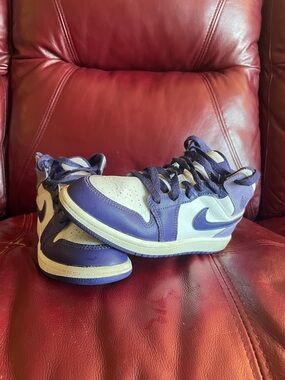 Jordan Kids Purple and White Low-Top Sneakers with Swoosh